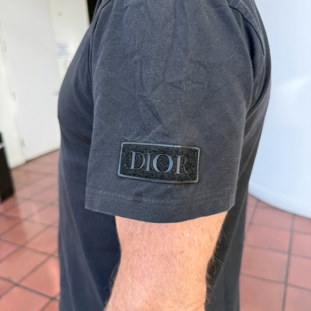 Dior Men's Charcoal Short Sleeve Tee